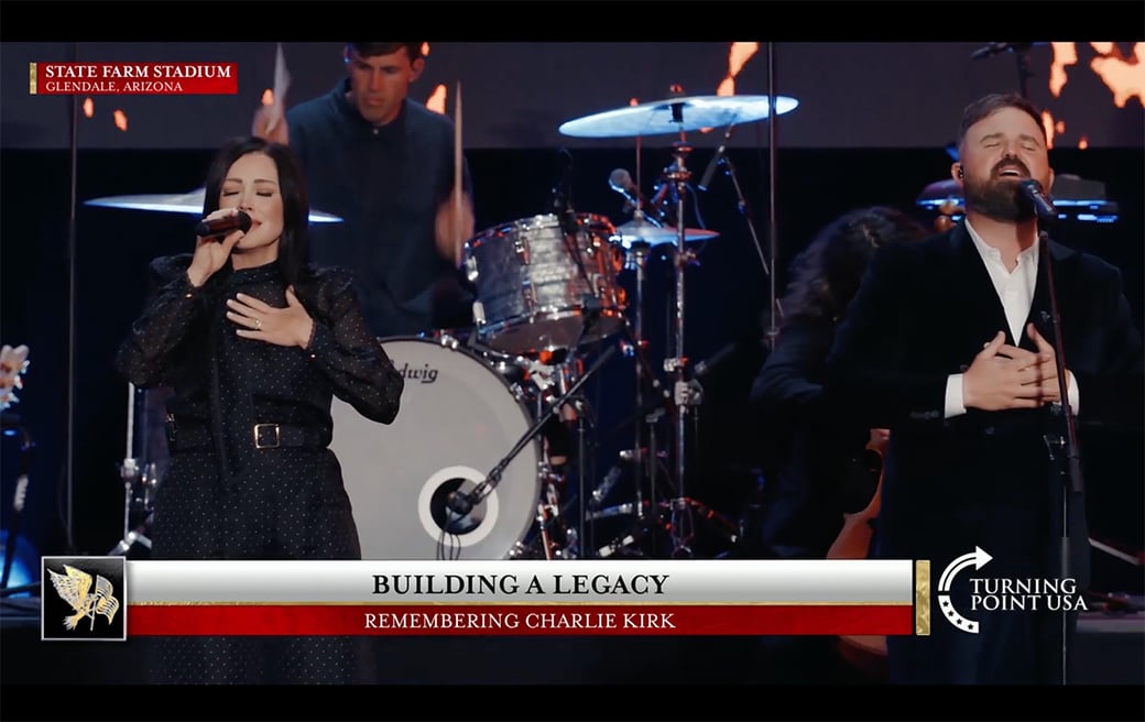 Don't miss this unbelievable moment of worship!